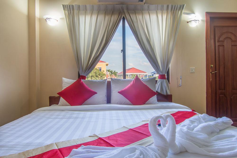 Pension Lodge Сіємреап Екстер'єр фото
